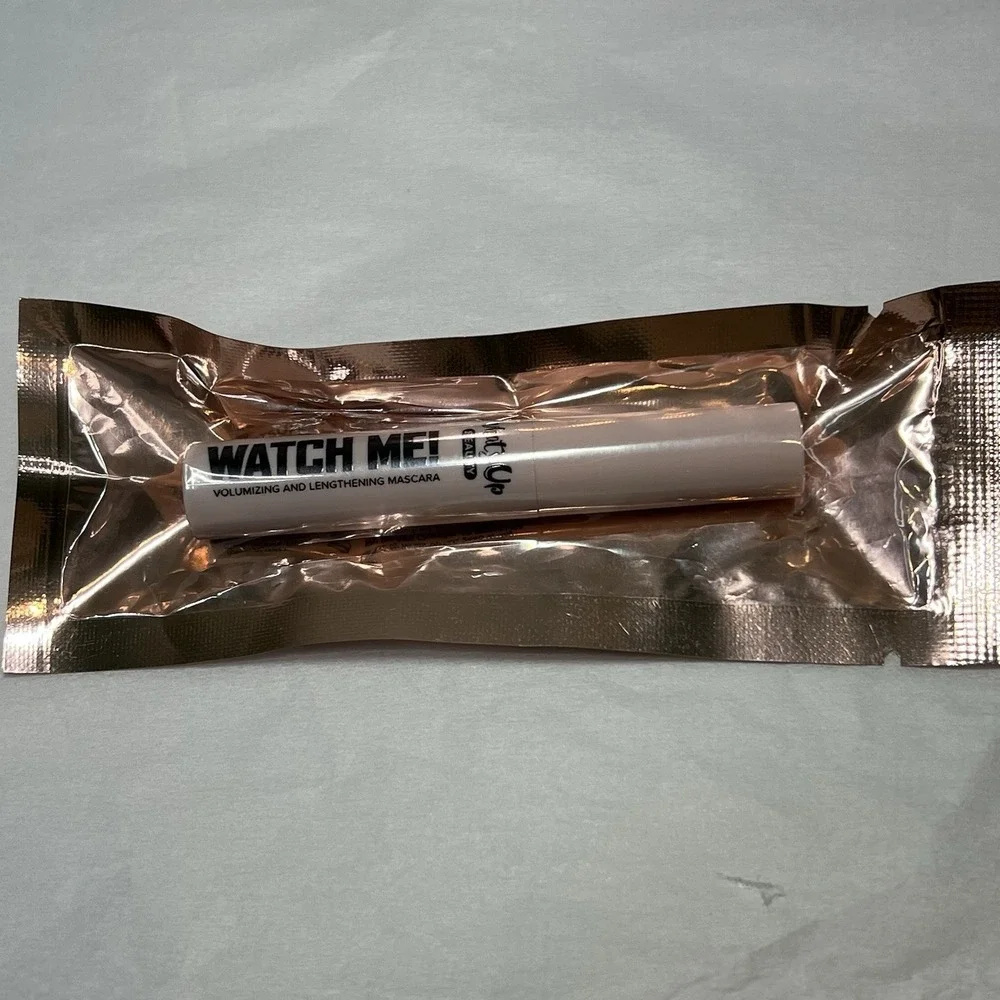 What's Up Beauty Watch Me!‎ Mascara Volume & Length Black 3.1ml Travel Size